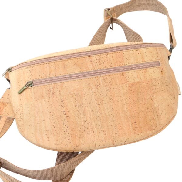 Große Kork Brusttasche PORTO XL classic